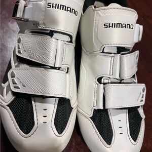 Shimano Black and White Cycling Spinning women’s shoes